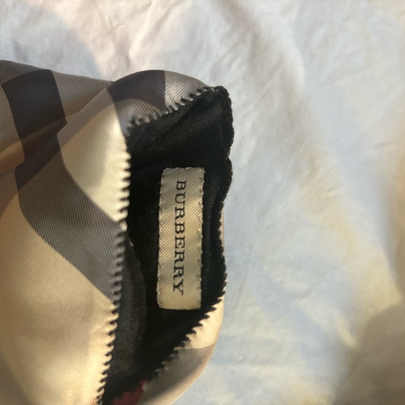 Burberry Black Leather Gloves - Picture 2 of 3